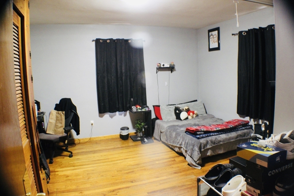 Property Photo: 6 Davis St 1 MA 02139