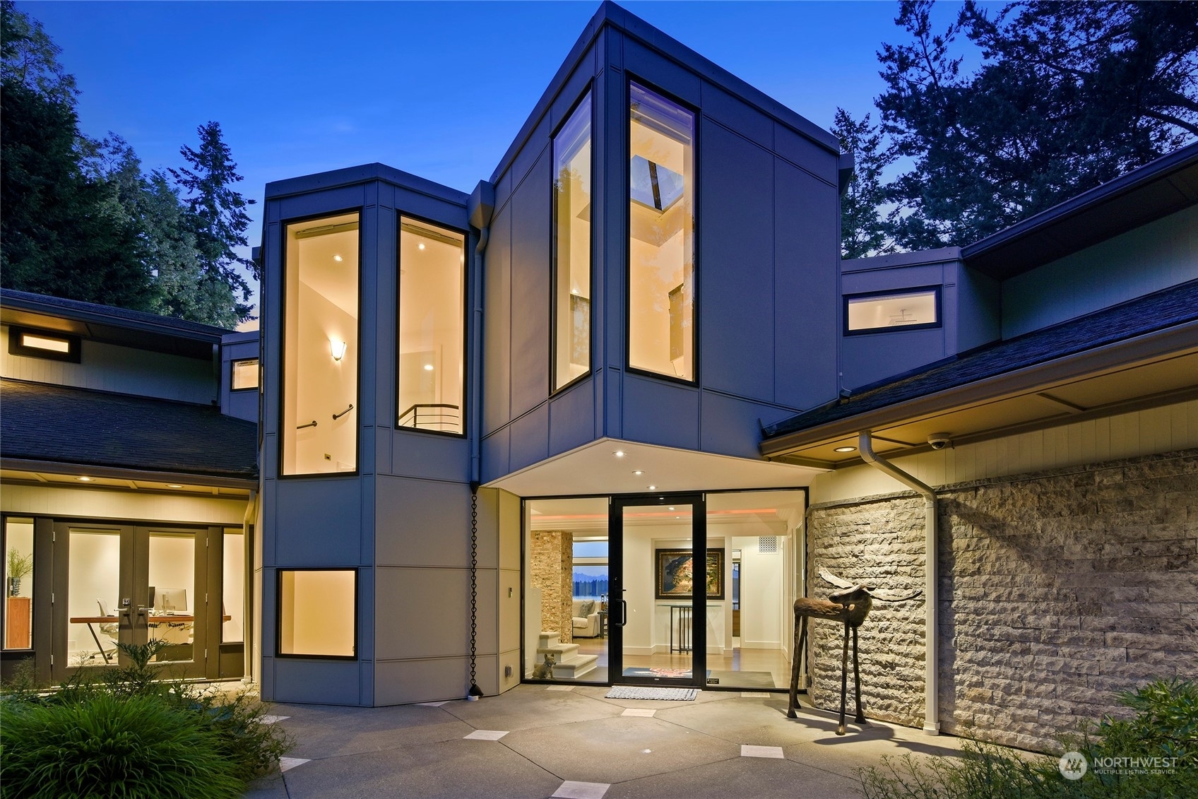 Property Photo: 13389 Manzanita Road NE WA 98110