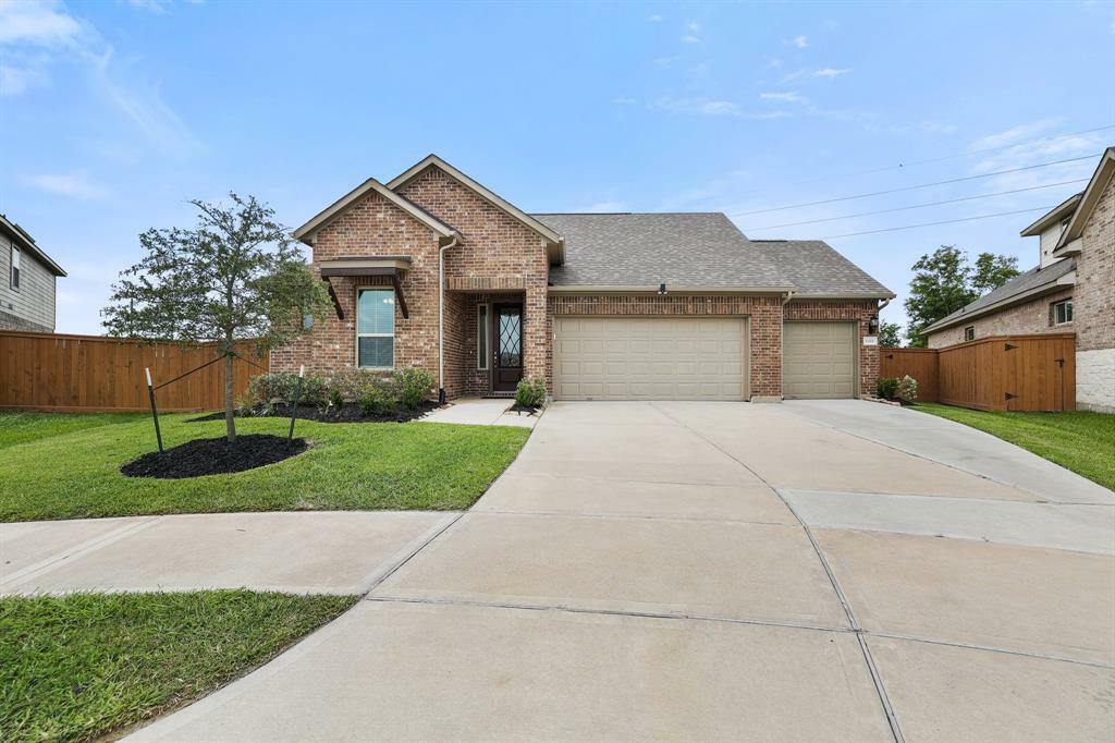 Property Photo:  1601 Diamond Mountain Drive  TX 77583 