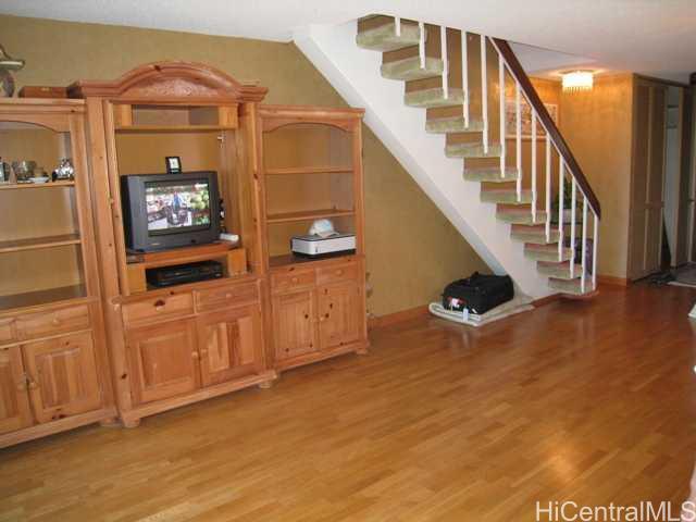 Property Photo:  555 University Avenue 1402  HI 96826 