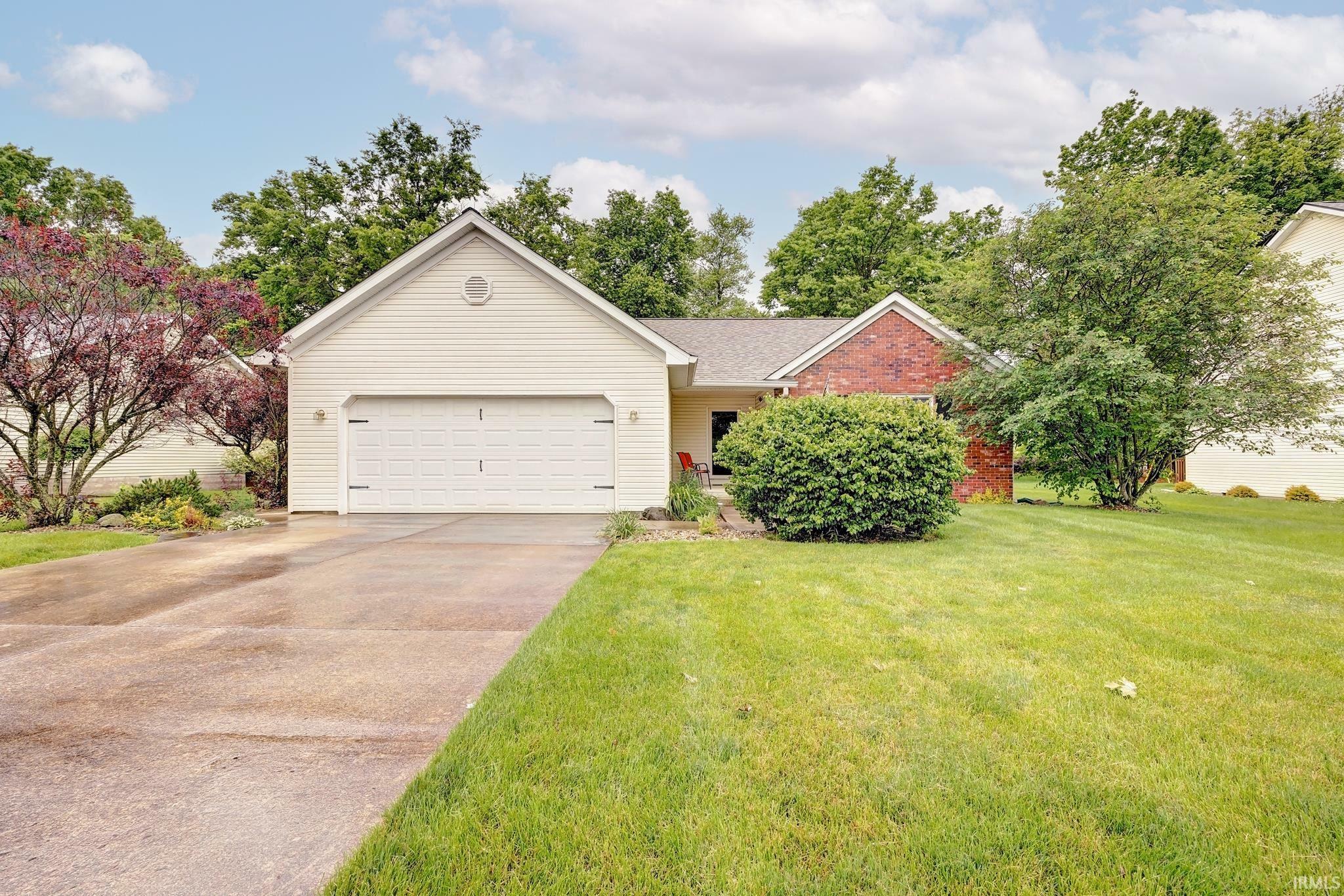 Property Photo:  4813 N Palisade Drive  IN 47404-8833 