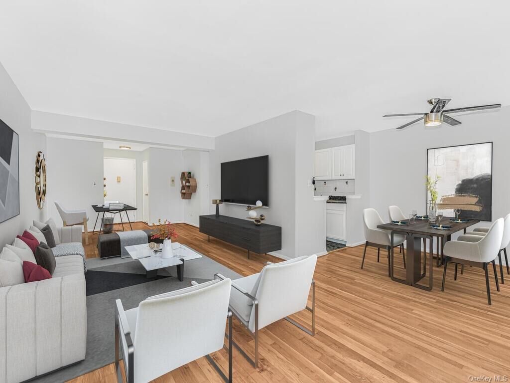 Property Photo:  3531 Bronxwood Avenue 3F  NY 10469 