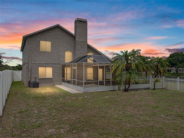 Property Photo: 9127 Egret Cove Circle FL 33578