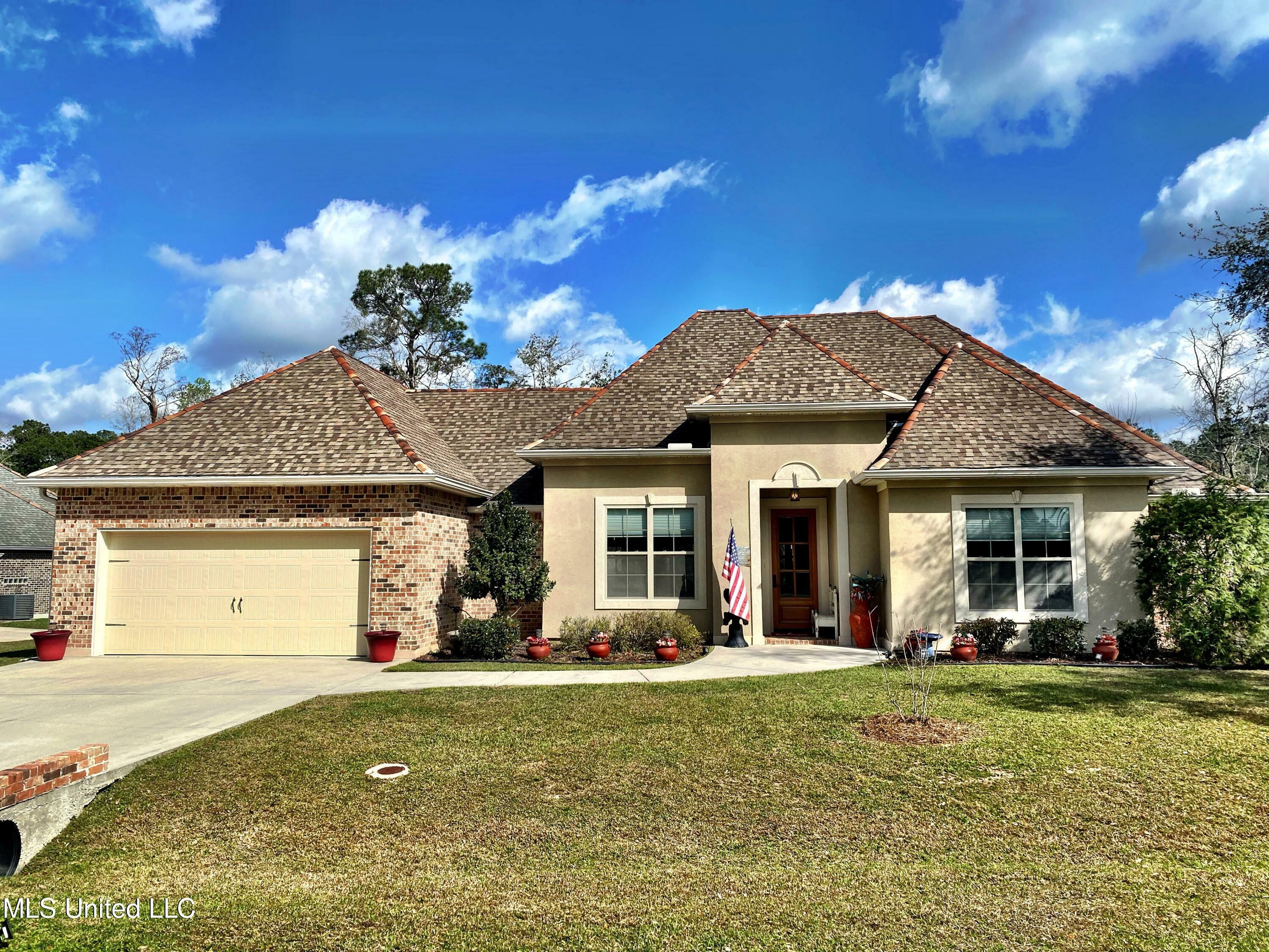 7442 Turnberry Drive  Diamondhead MS 39525 photo