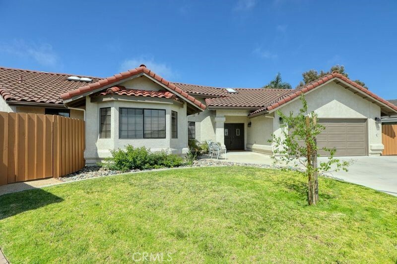 Property Photo:  219 La Paz Circle  CA 93420 