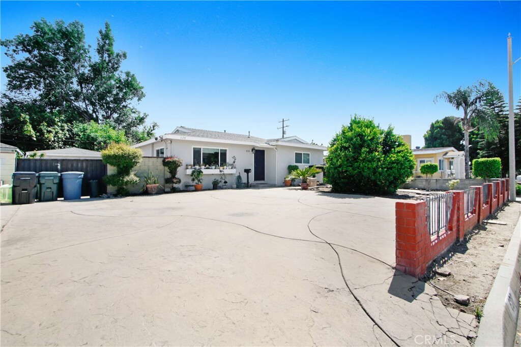 Property Photo:  628 W Arrow Highway  CA 91722 