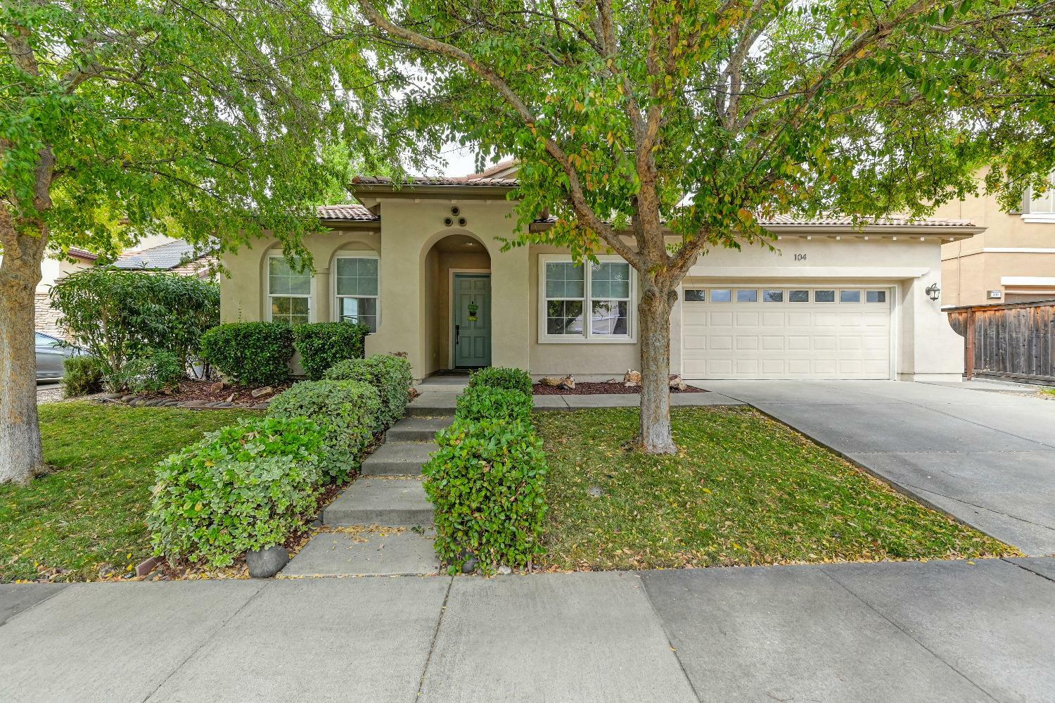 104 Candlewood Court  Lincoln CA 95648 photo