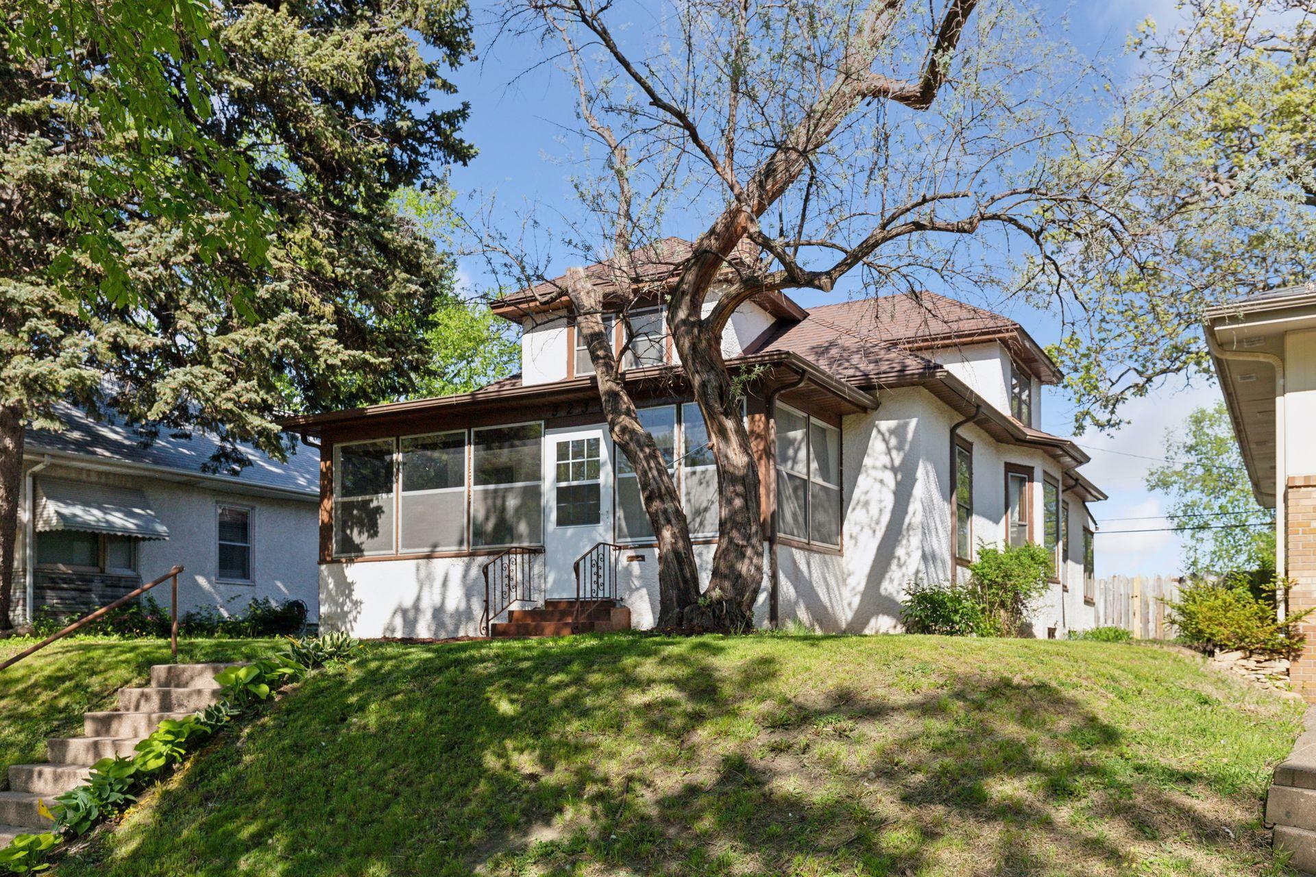 Property Photo:  3238 Sheridan Avenue N  MN 55412 