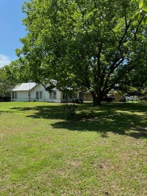 Property Photo:  409 E College Street  TX 75452 