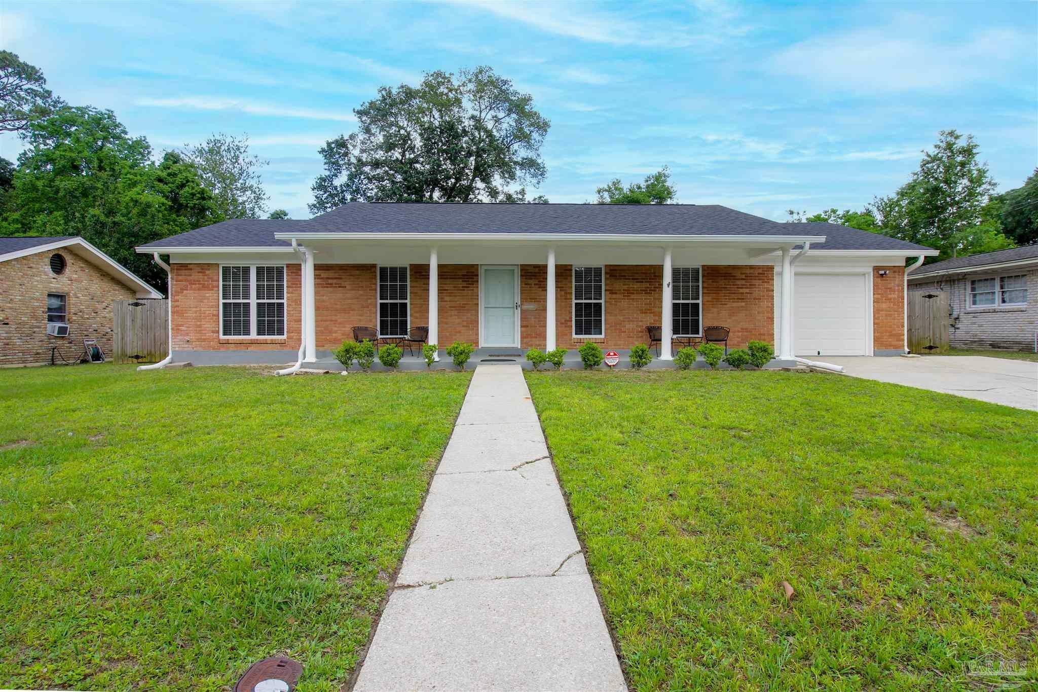 Property Photo:  3511 Tide Dr  FL 32504 