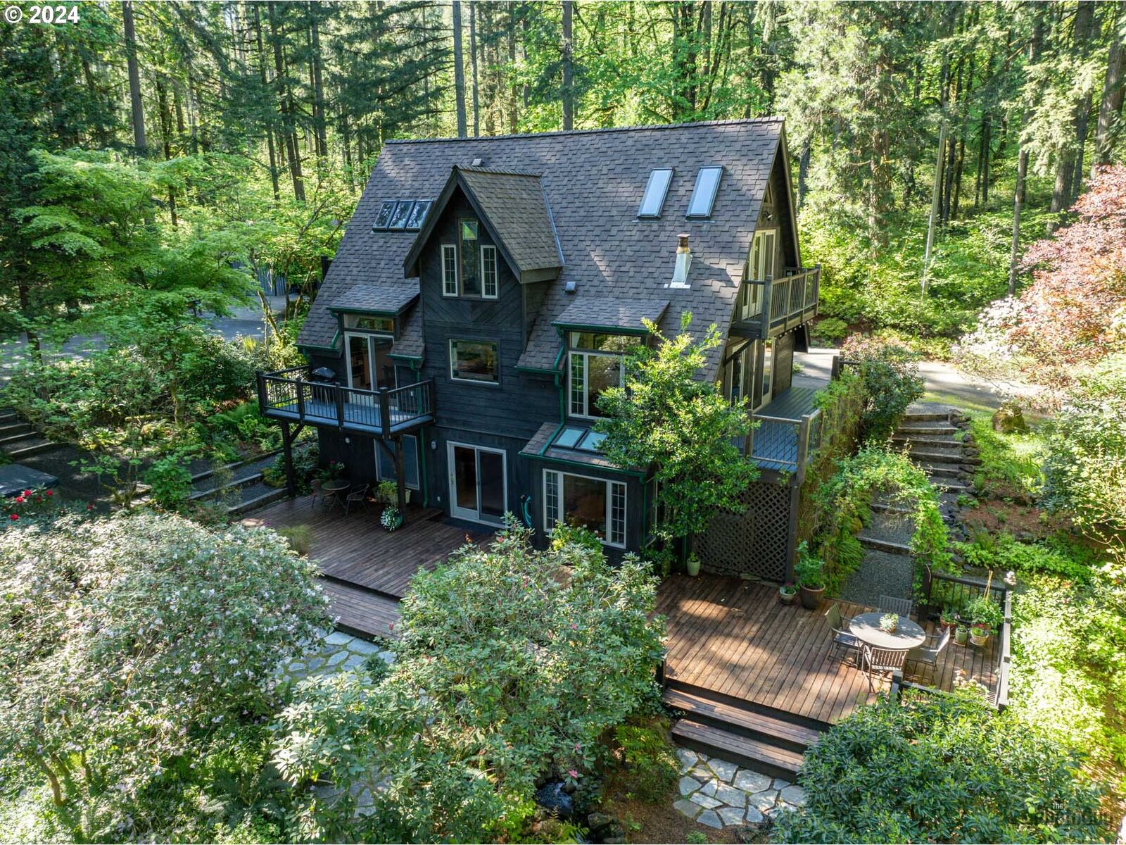 Property Photo:  41889 McKenzie Hwy  OR 97478 