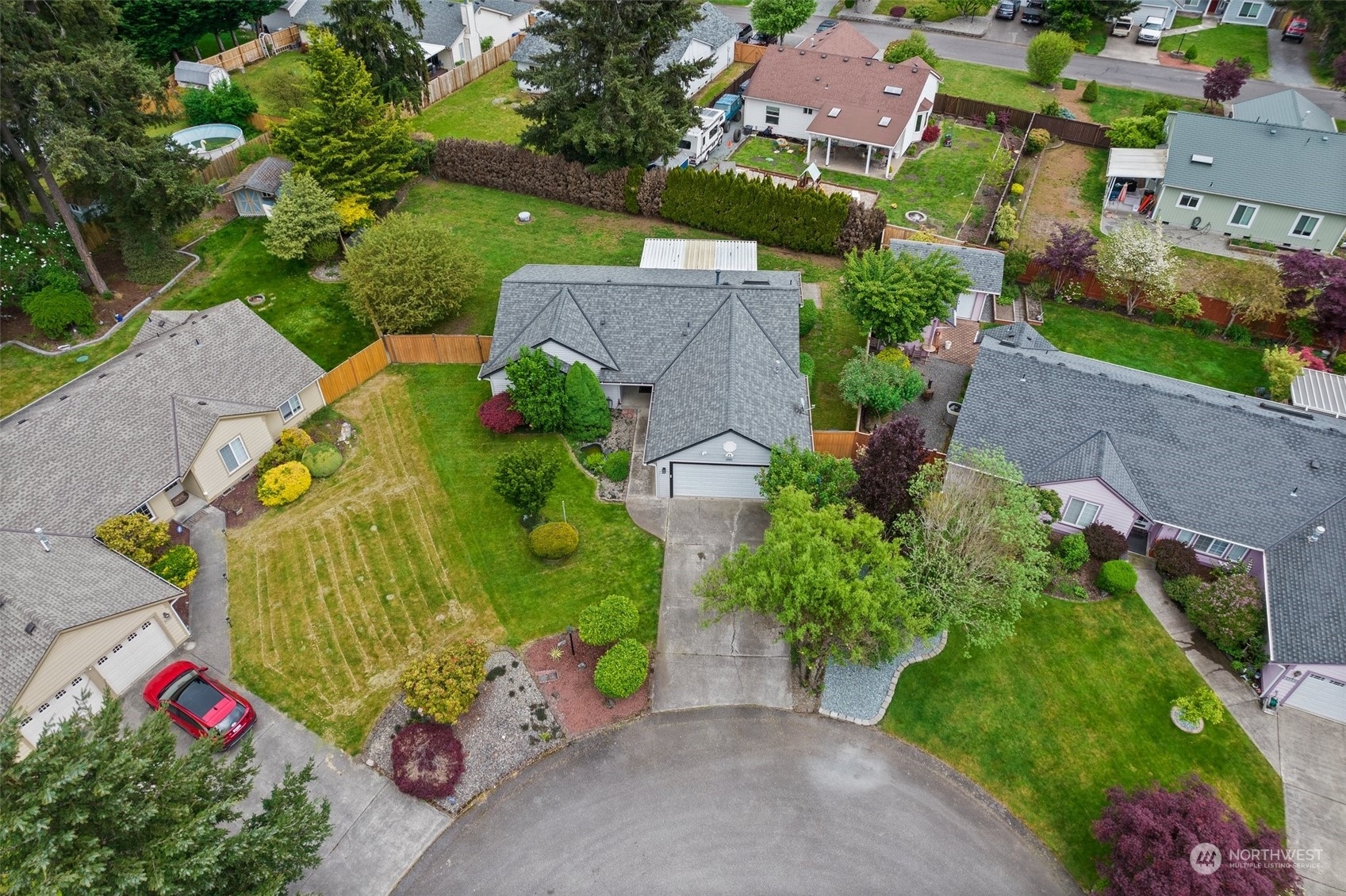 Property Photo:  24301 30th Avenue Ct E  WA 98387 
