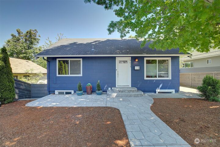 9634 56th Avenue S  Seattle WA 98118 photo