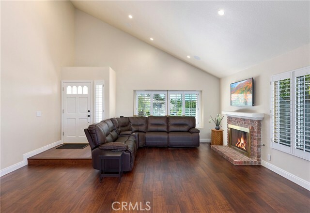 Property Photo:  727 Oak Point Drive  CA 91377 