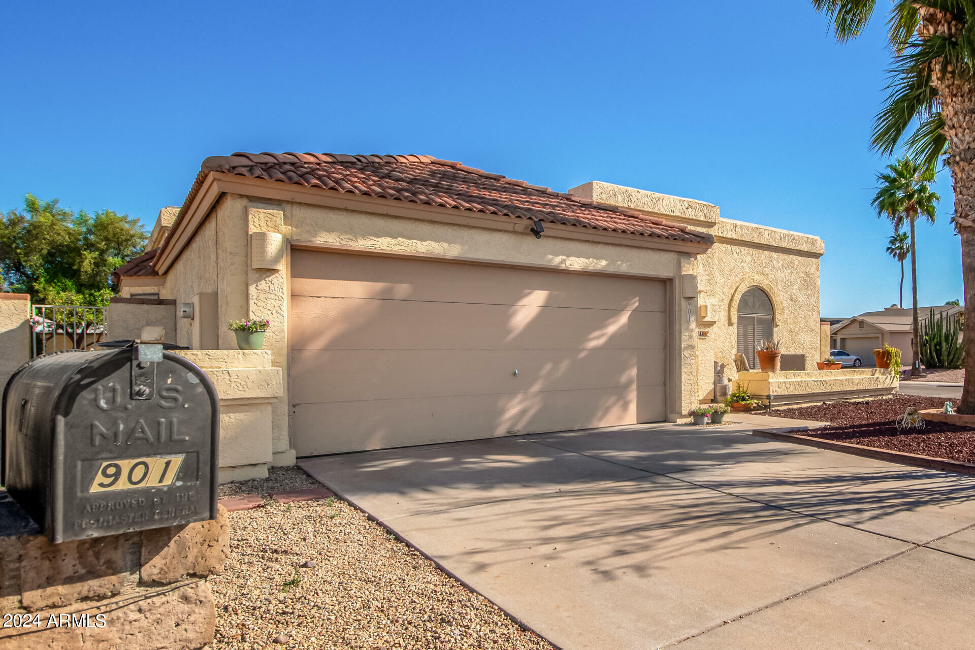 Property Photo:  901 N 85th Place  AZ 85257 