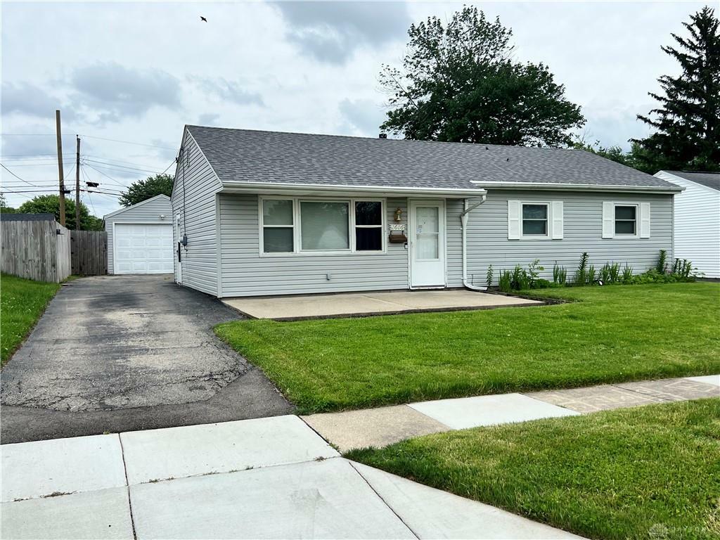2606 Dunhill Place  Dayton OH 45420 photo