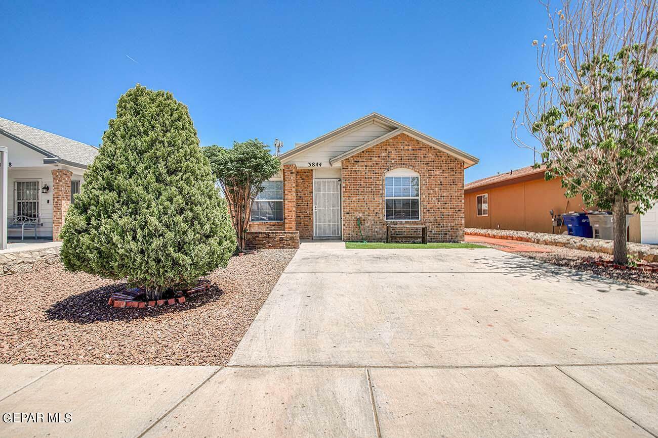 Property Photo:  3844 Tierra Alamo Drive  TX 79938 