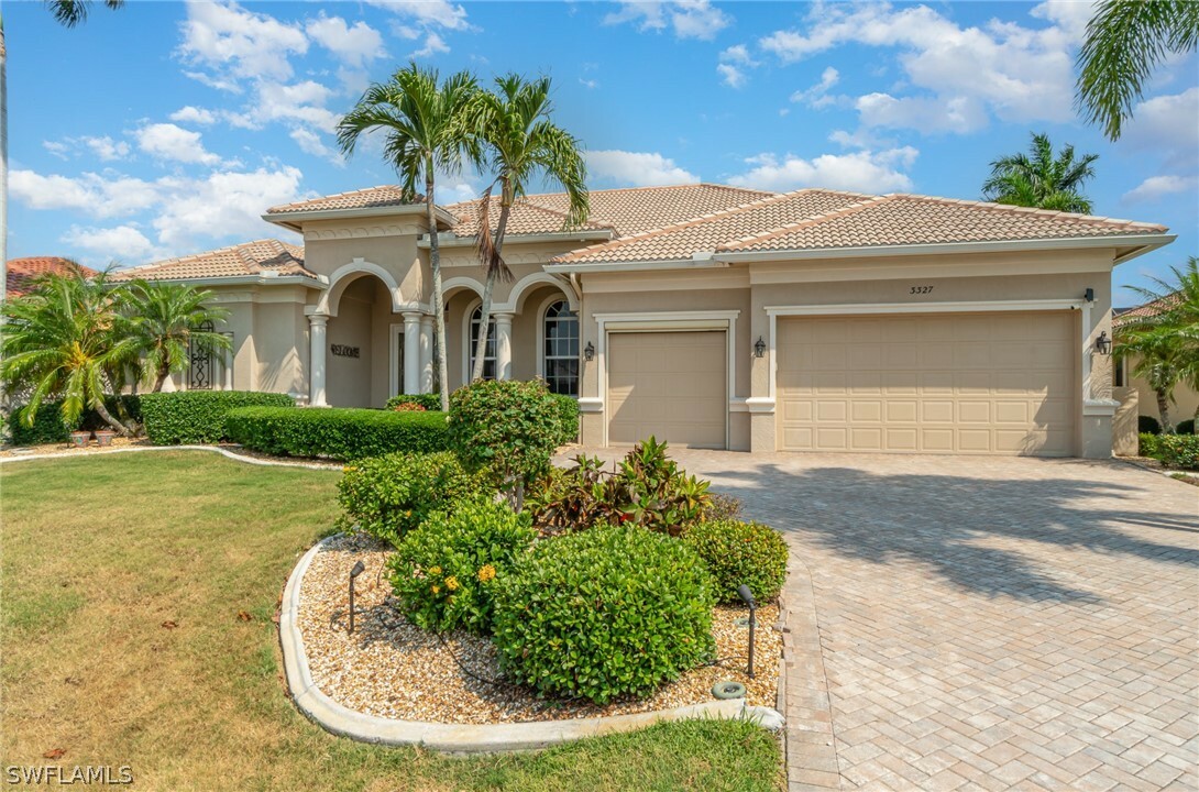 Property Photo:  3327 Tripoli Boulevard  FL 33950 