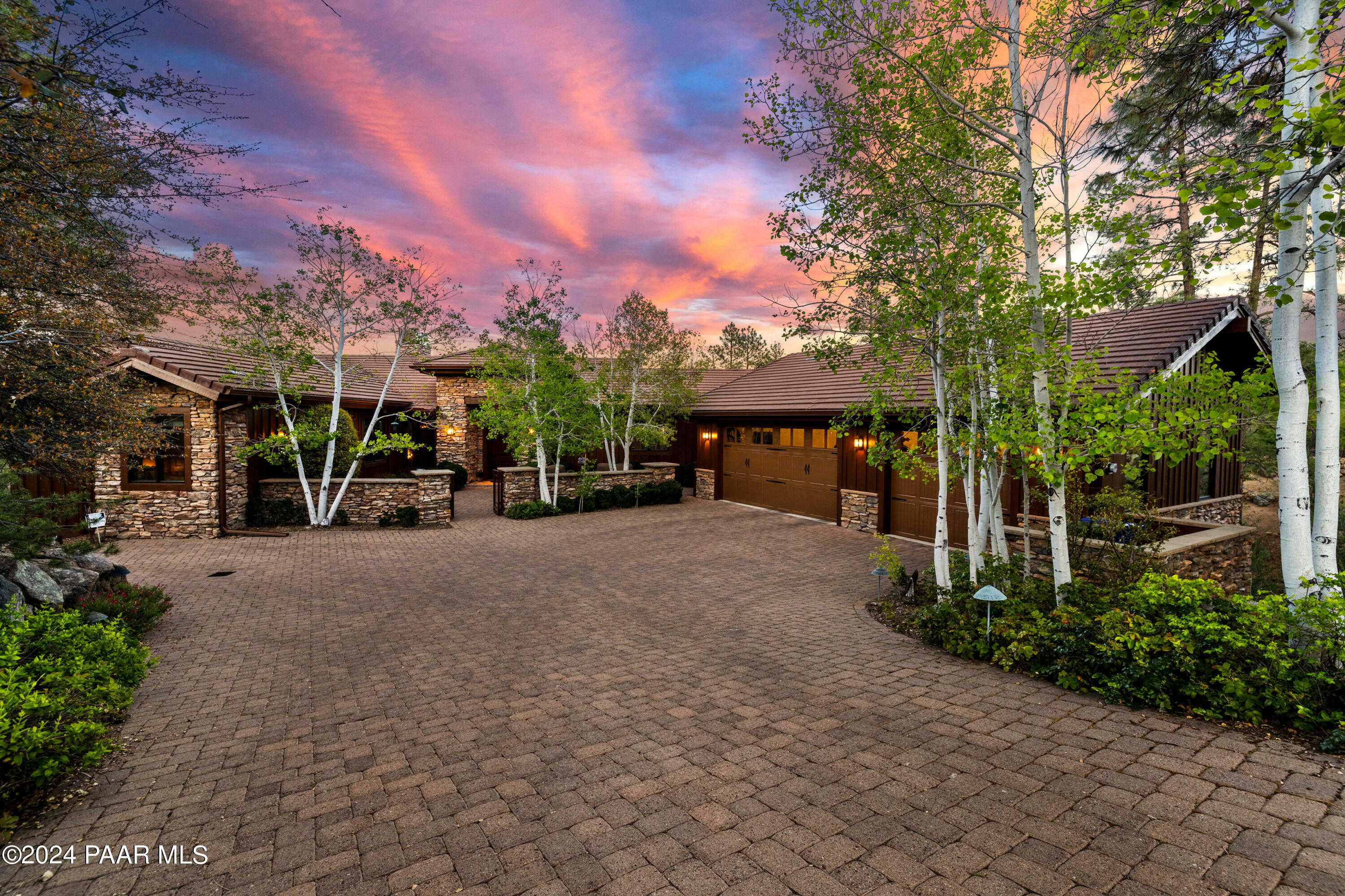 Property Photo:  2236 Golf Club Lane  AZ 86303 