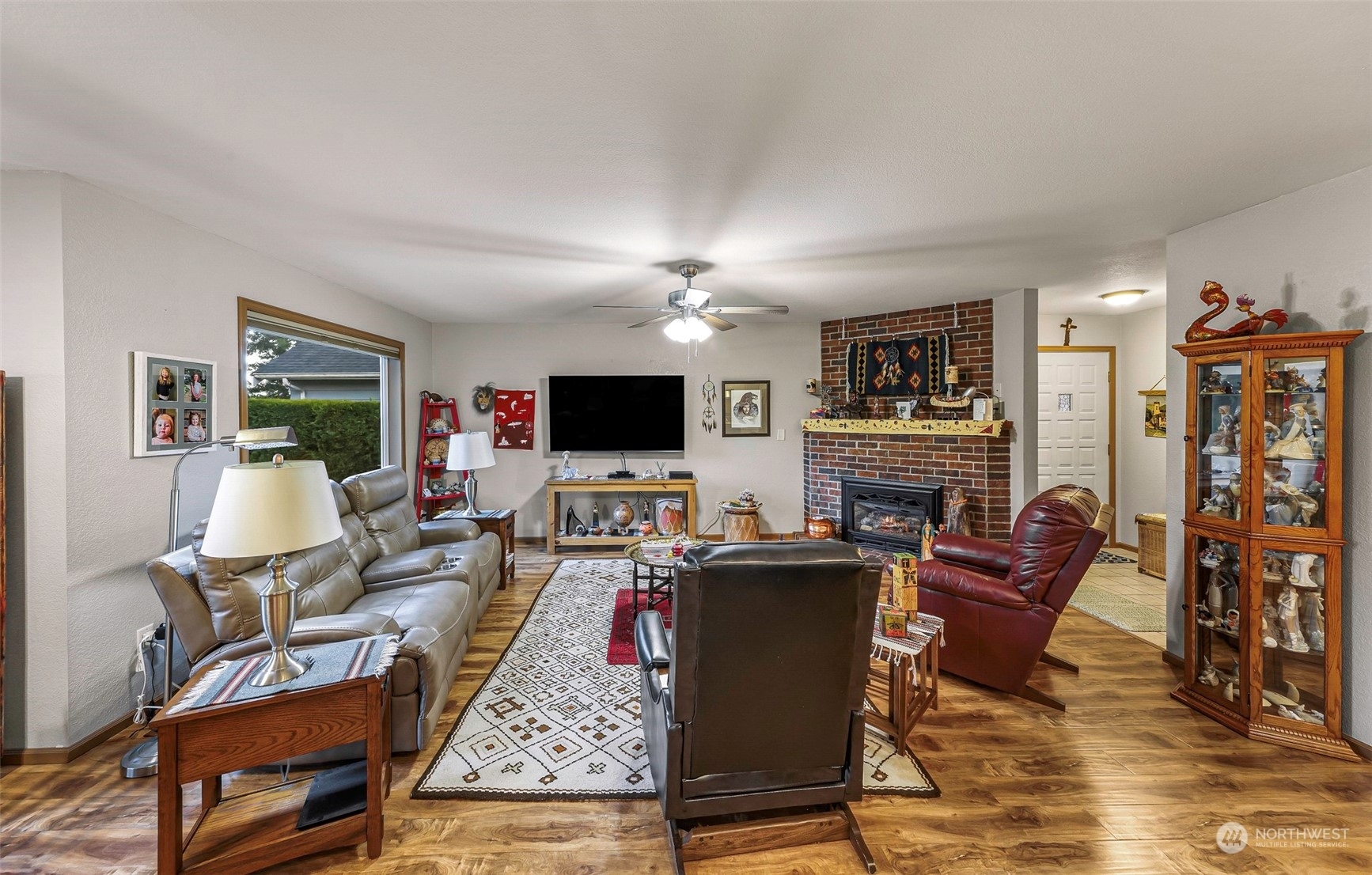 Property Photo: 6824 Golf View Drive B WA 98264