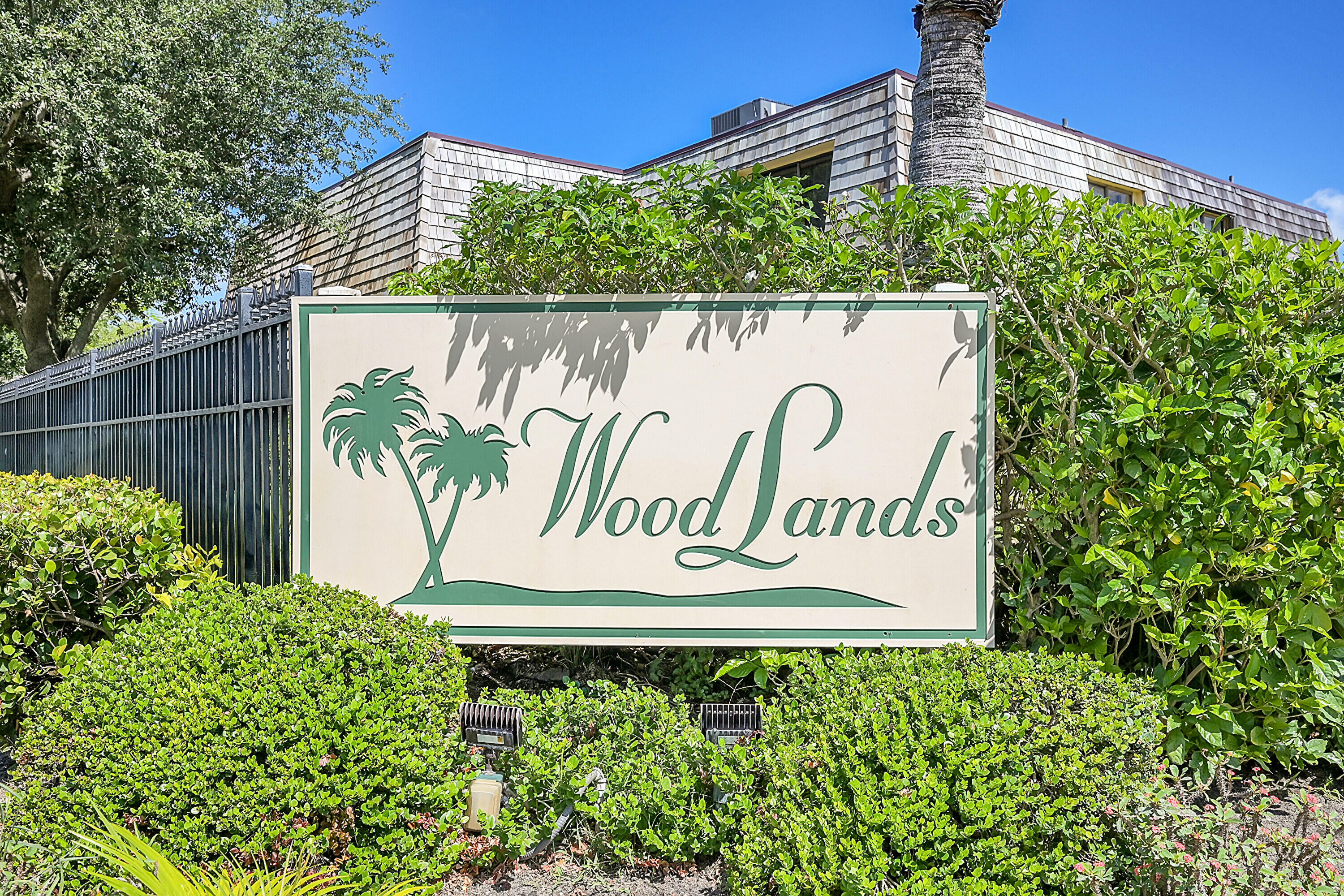 Property Photo:  152 Woodland Road  FL 33461 