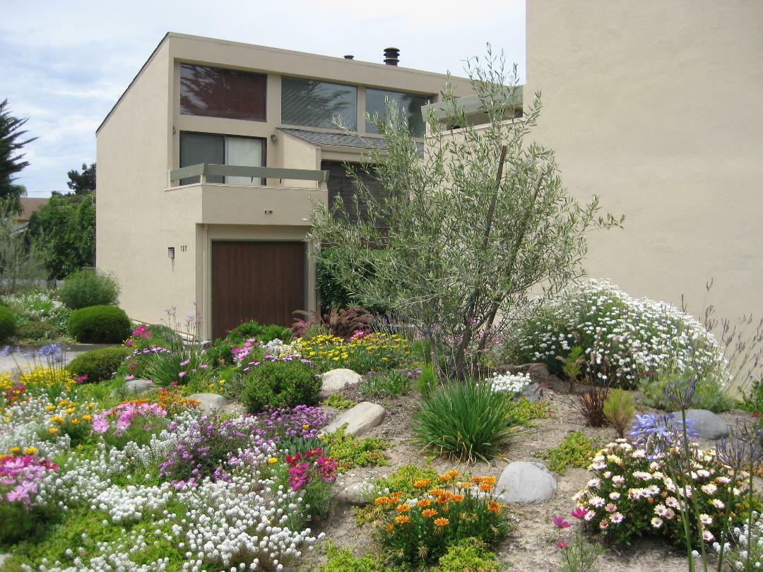 Property Photo:  127 Montecito Avenue 6  CA 93940 