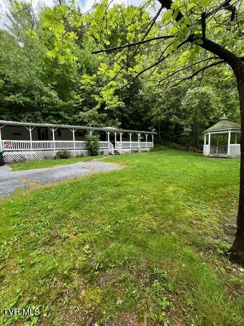 1123 Dry Creek Rd Road  Elizabethton TN 37643 photo
