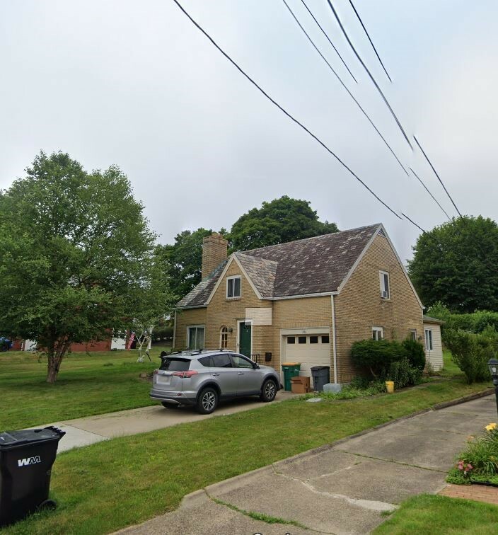 Property Photo:  306 Good Ln  PA 15237 