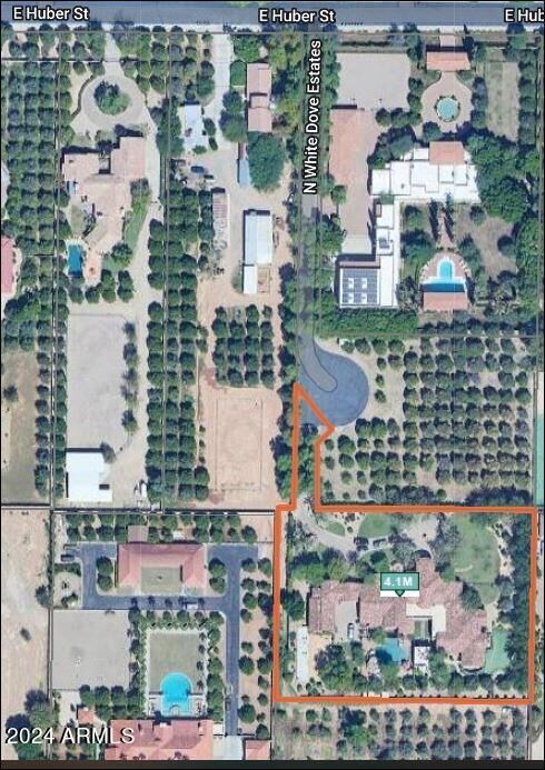 Property Photo: 3831 E Huber Street AZ 85205