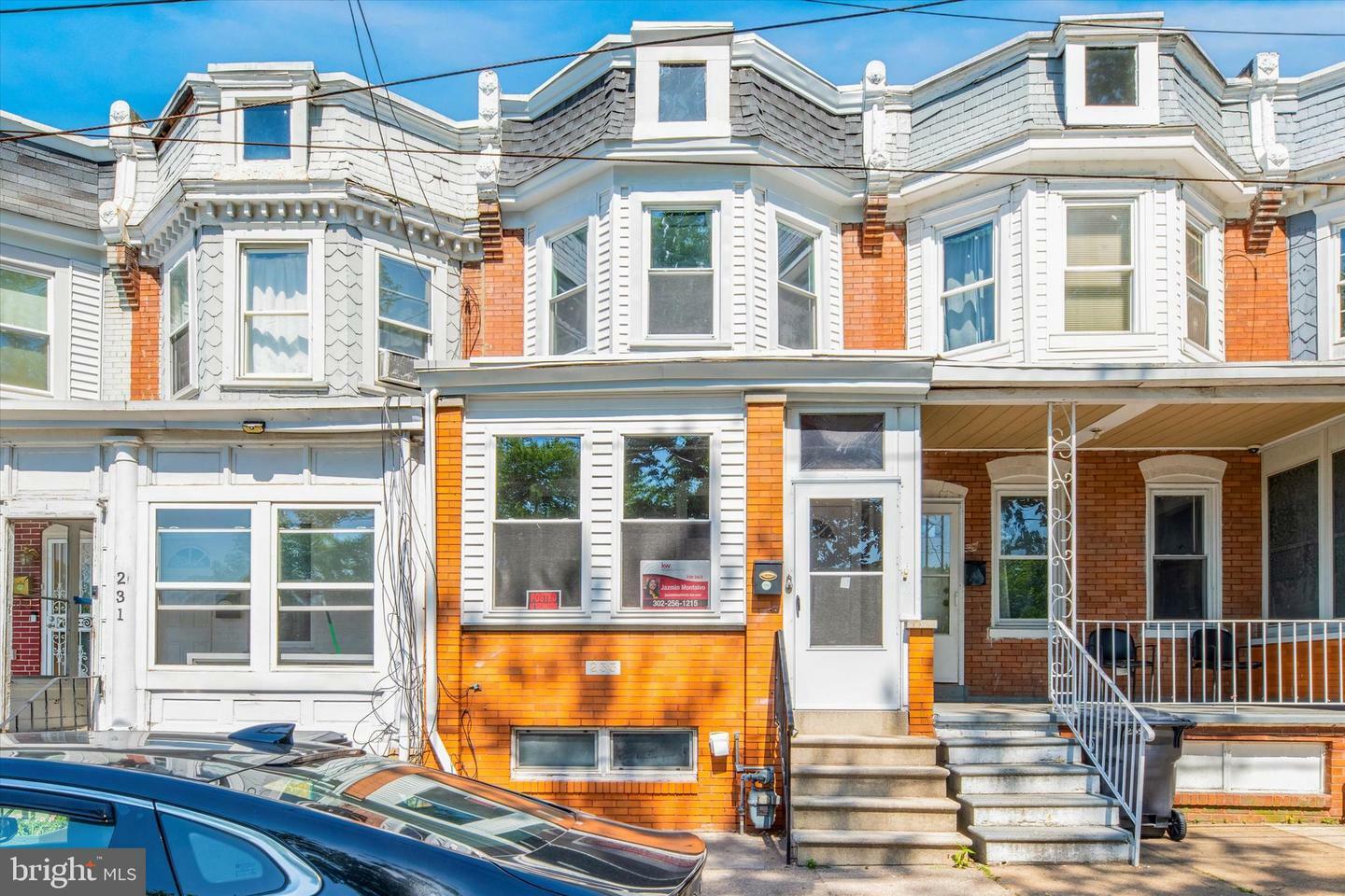 Property Photo: 233 N Dupont Street DE 19805
