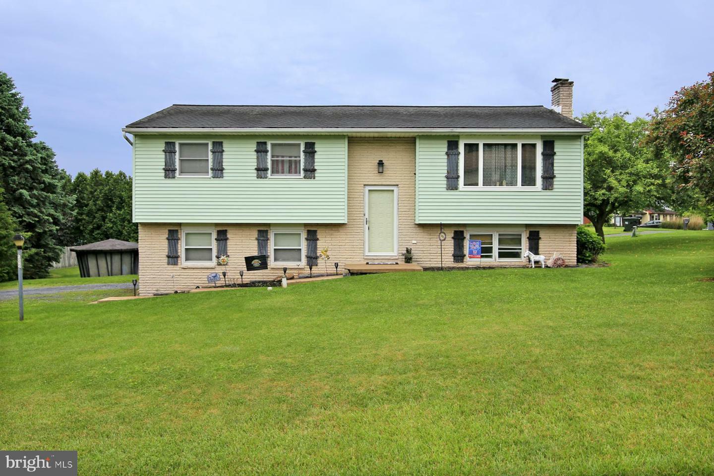 Property Photo: 1595 Jody Avenue PA 17046