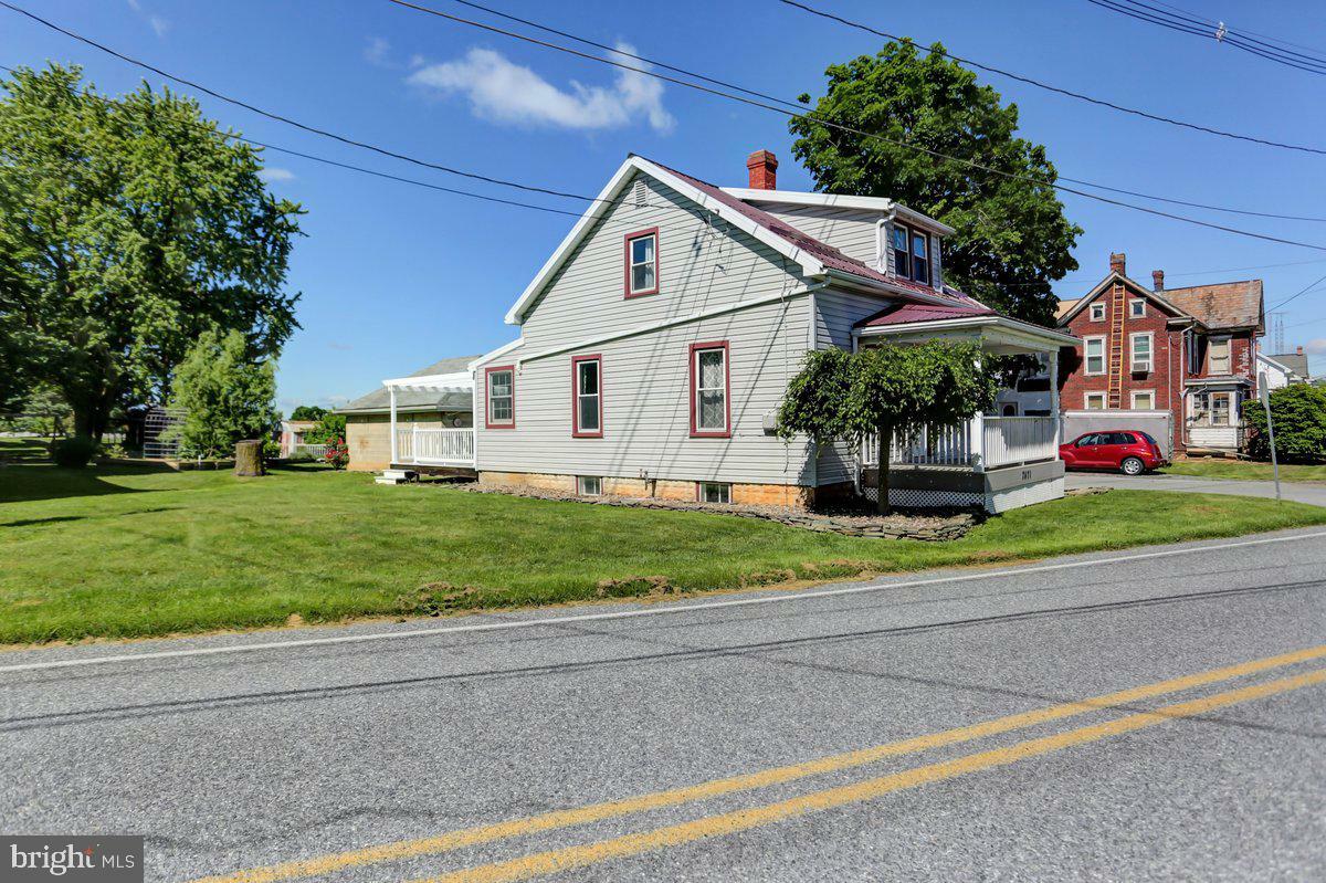 Property Photo:  7471 Browns Mill Road S  PA 17202 