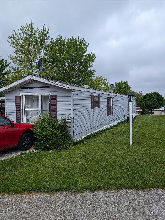 Property Photo: 5149 Henderson Road 136 PA 16509