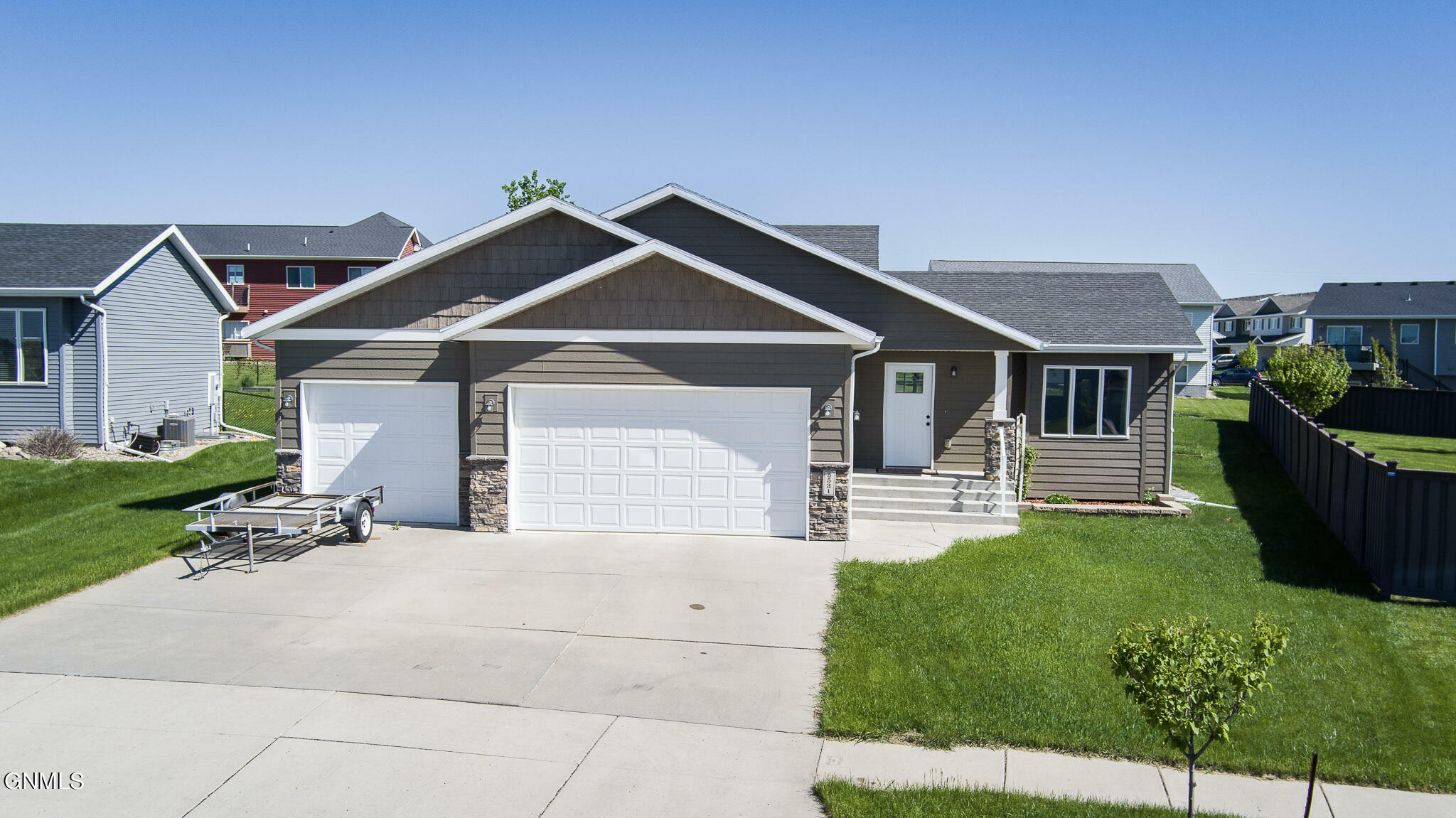 Property Photo:  5531 Duncan Drive  ND 58503 