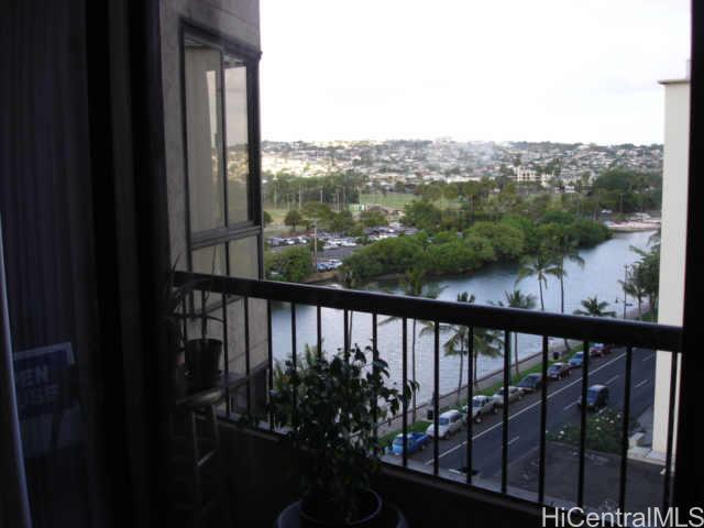 Property Photo: 320 Liliuokalani Avenue 902 HI 96815