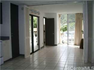 Property Photo:  2140 10th Avenue 104  HI 96816 