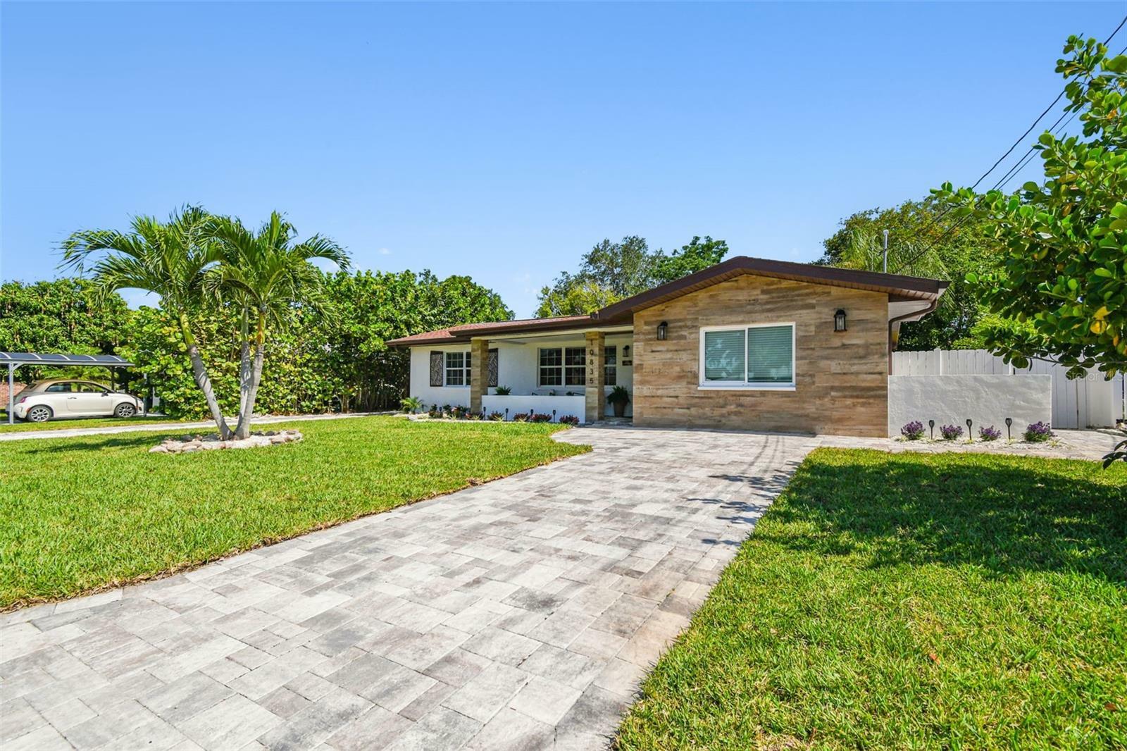 Property Photo:  10835 Seminole Drive N  FL 33708 