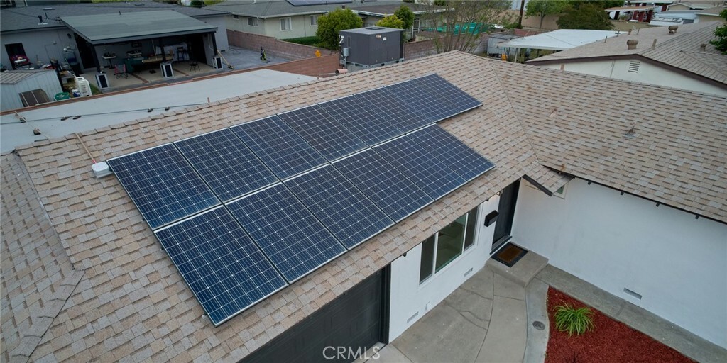 Property Photo:  1147 E Highland Court  CA 91764 