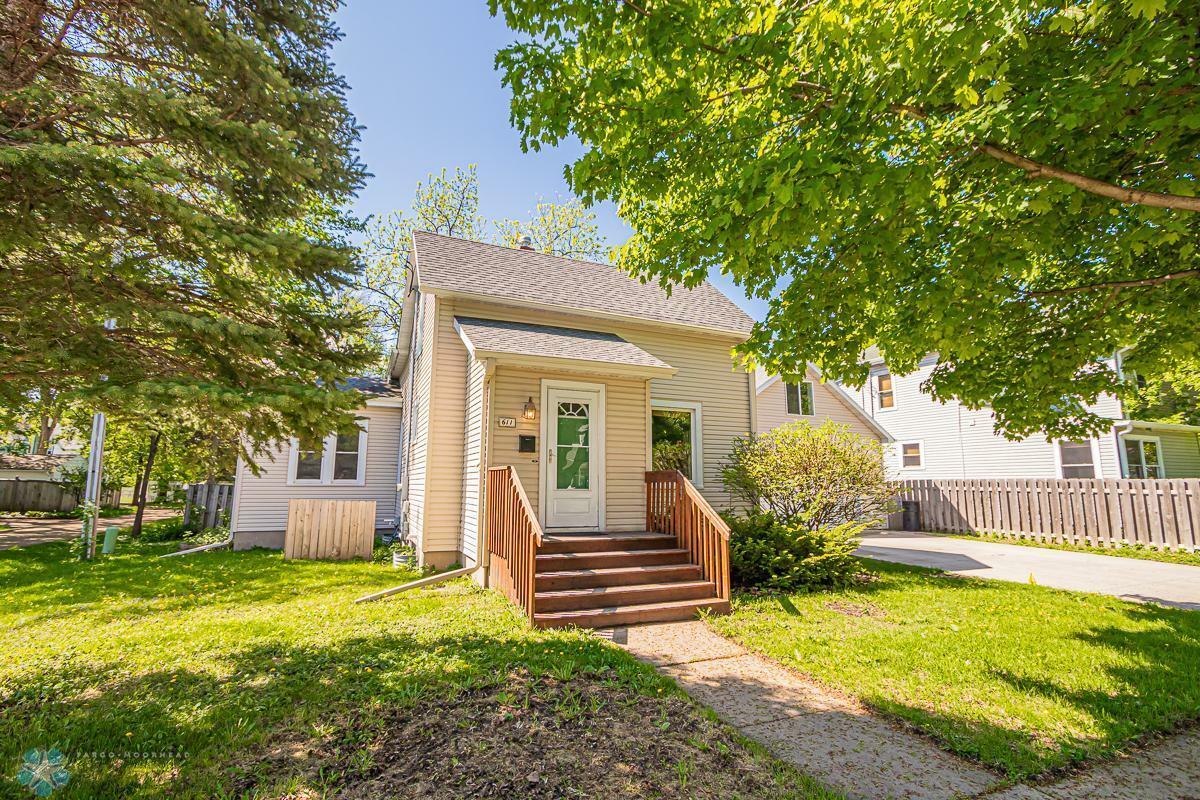 Property Photo:  611 5th Avenue S  MN 56560 