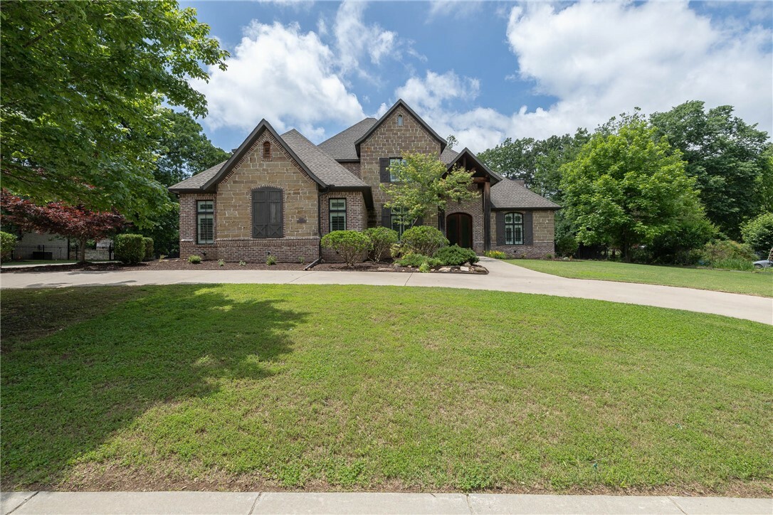 Property Photo:  4678 Clear Creek Boulevard  AR 72704 