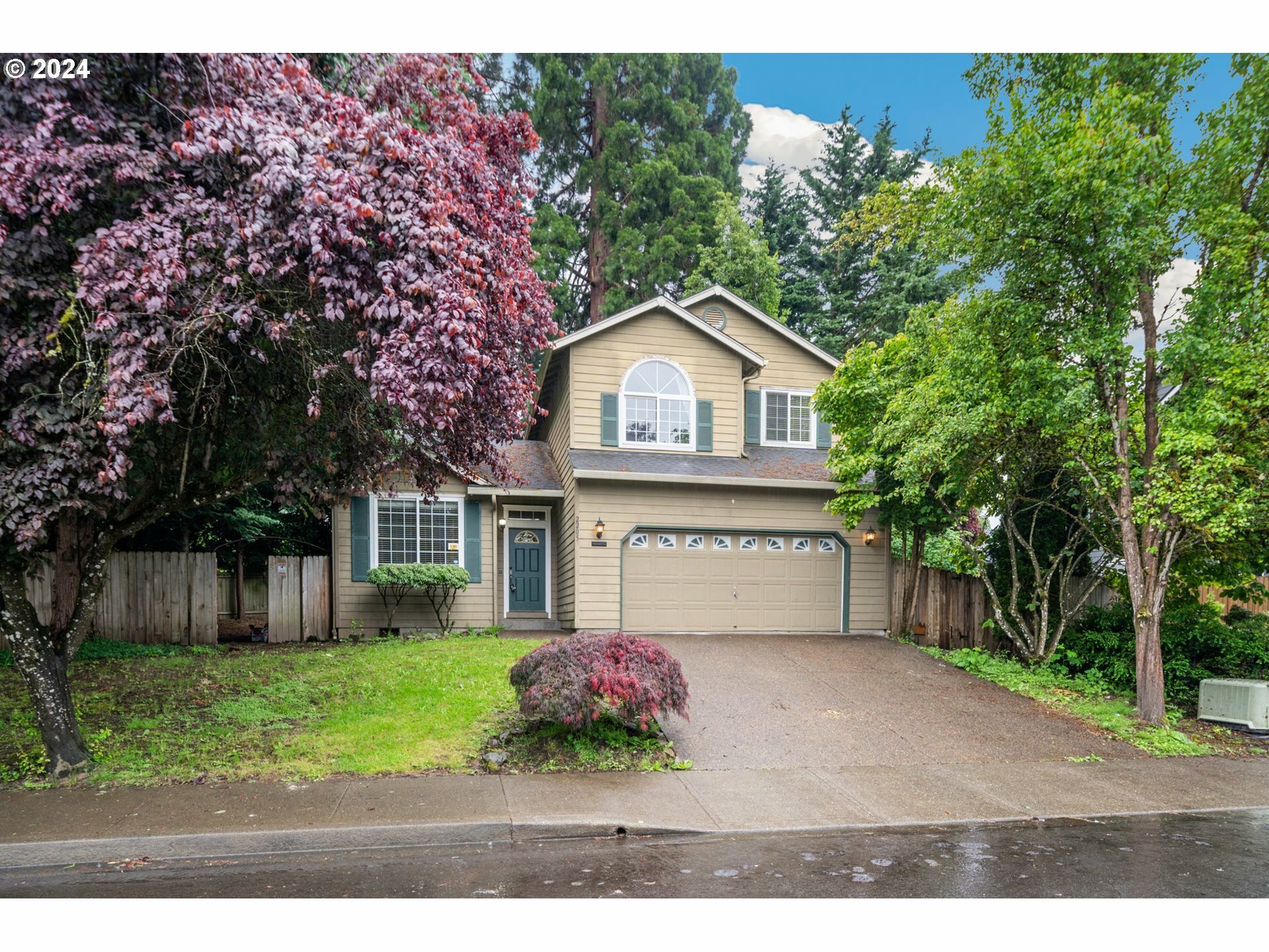 Property Photo: 2205 NE 105th St WA 98686