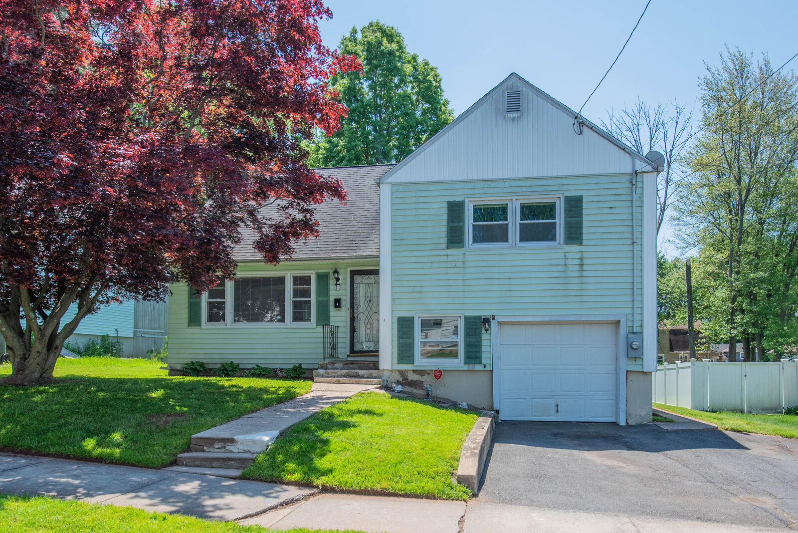 Property Photo: 19 Bates Street CT 06114