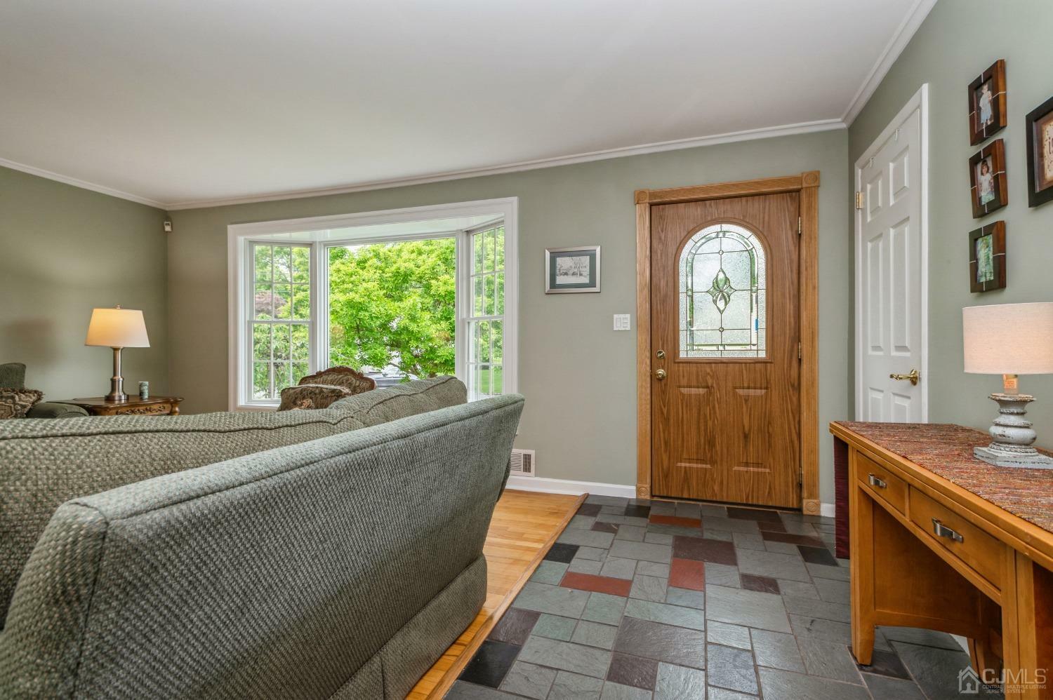 Property Photo:  611 Ardsleigh Drive  NJ 07090 