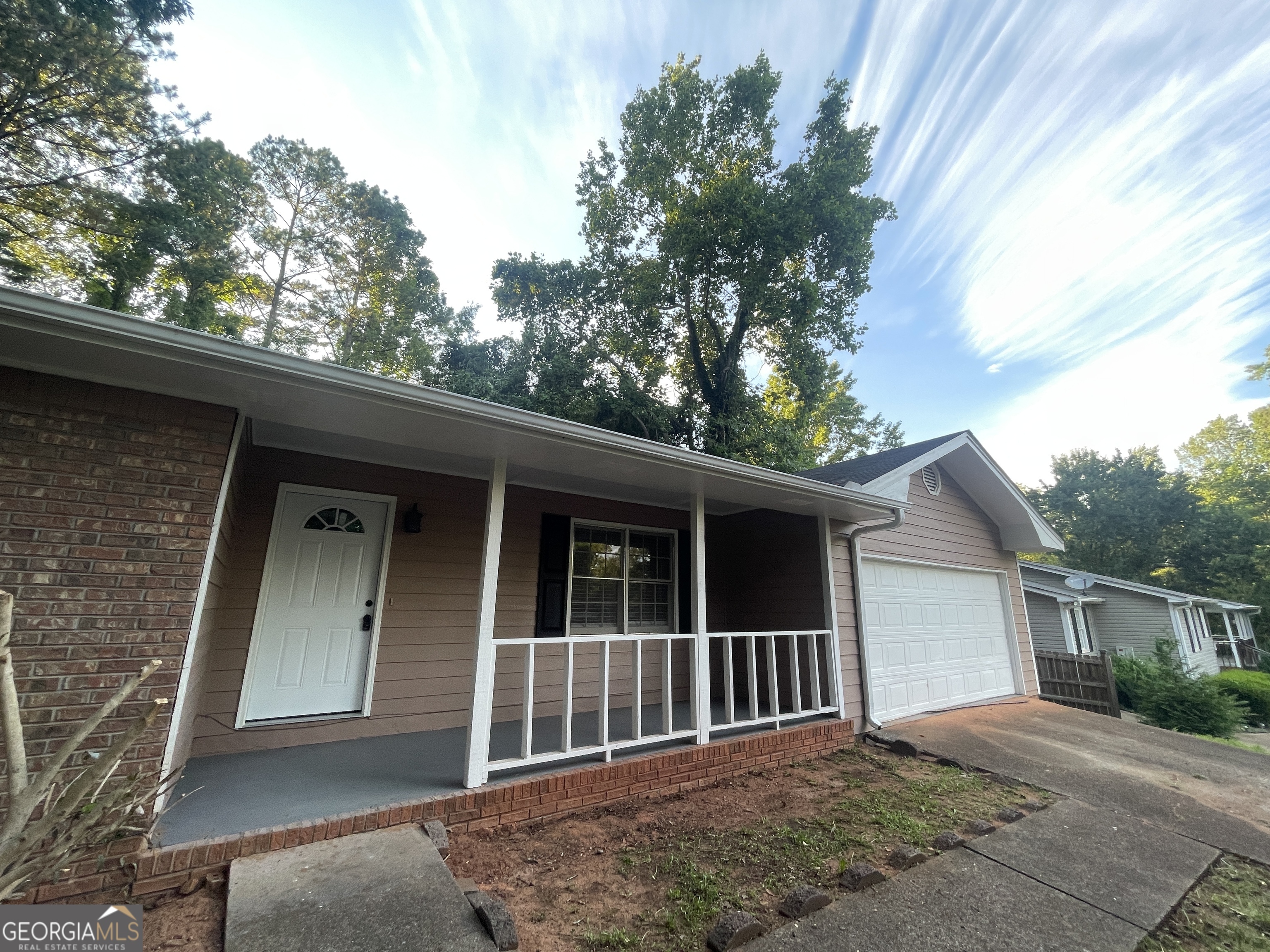 Property Photo:  65 N Lakeside Drive  GA 30294 