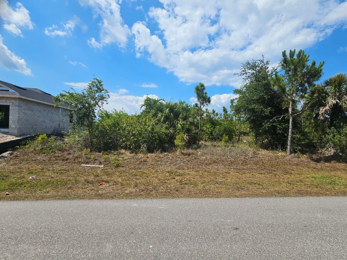 Property Photo:  15723 Stuart Circle  FL 33981 