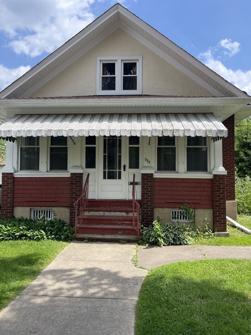 Property Photo: 363 Hill Avenue IL 60120