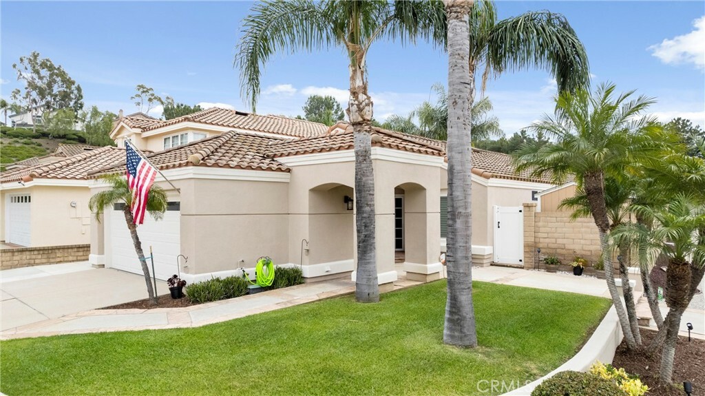 Property Photo:  855 S Wildflower Lane  CA 92808 