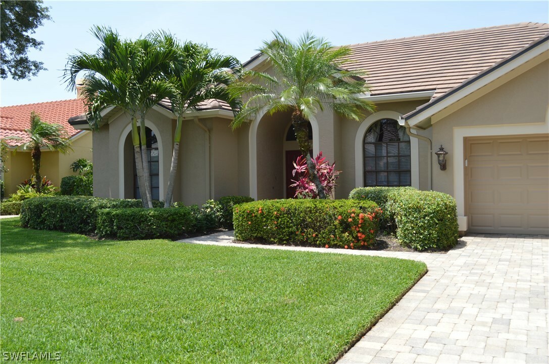 Property Photo:  13811 Tonbridge Court  FL 34135 