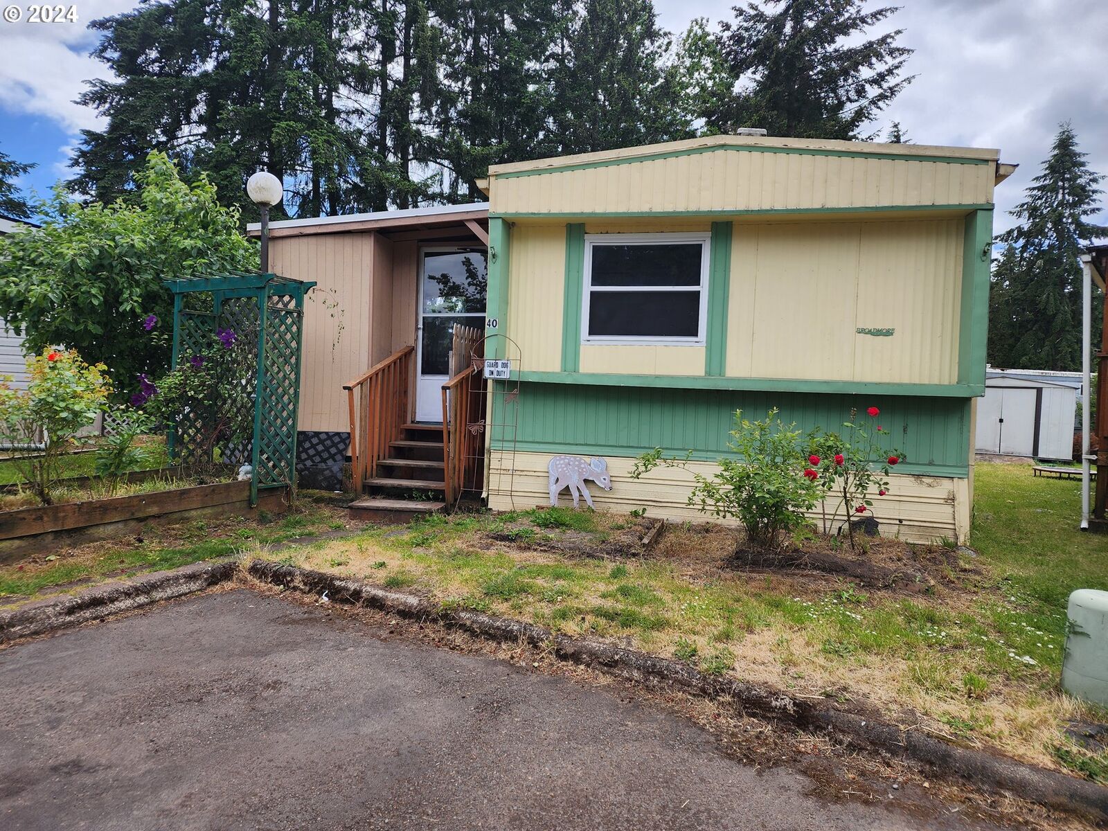Property Photo: 2145 31st St 40 OR 97477