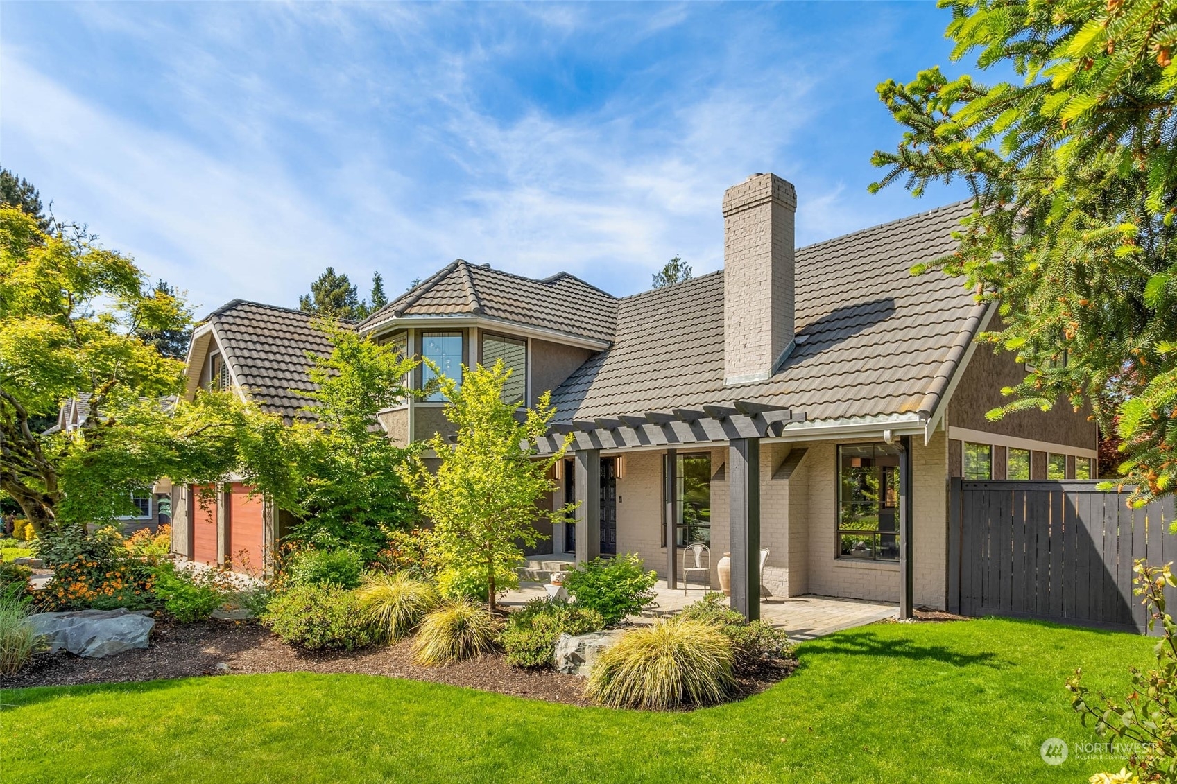 Property Photo: 4 Tulalip Key WA 98006